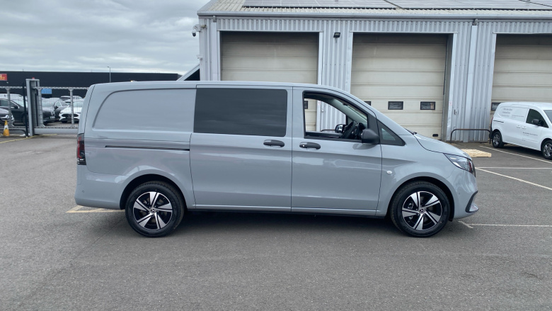 Mercedes-Benz Vito L2 Diesel Rwd 119CDI Select Crew Van 9G-Tronic